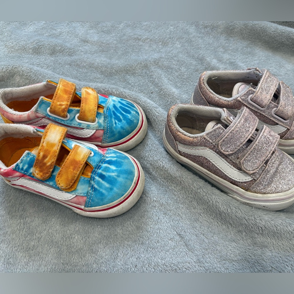 Colorful Kids Sneakers Set